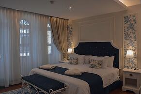 Parc Royale Suites Hotel