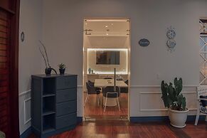 Parc Royale Suites Hotel