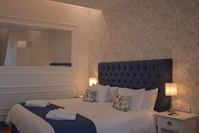 Parc Royale Suites Hotel