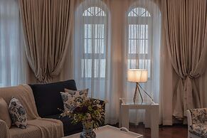 Parc Royale Suites Hotel