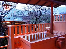 Shin Kado Ya