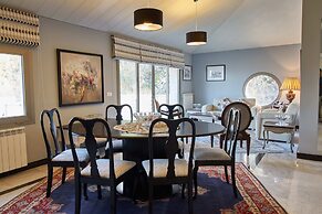Cherry Blossom Boutique Hotel
