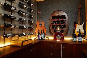 Cherry Blossom Boutique Hotel