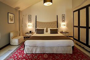 Cherry Blossom Boutique Hotel