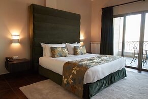 Cherry Blossom Boutique Hotel