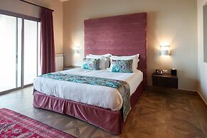 Cherry Blossom Boutique Hotel