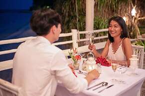 Trikora Beach Club & Resort