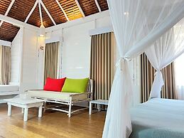Trikora Beach Club & Resort