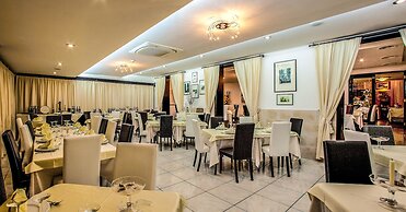 Hotel Mannu