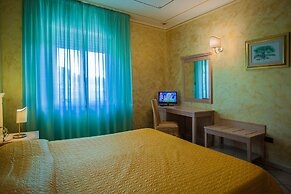 Hotel Mannu