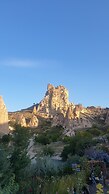 Sinasos Palace Cave Hotel