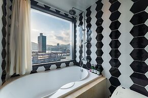 Hotel Bridge