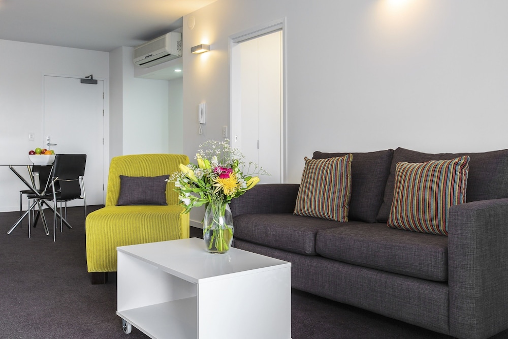 Code Apartments