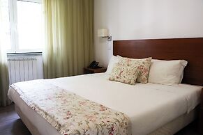 Hotel Louro
