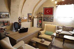 Arch Palace