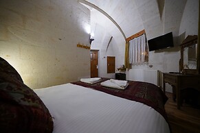Arch Palace