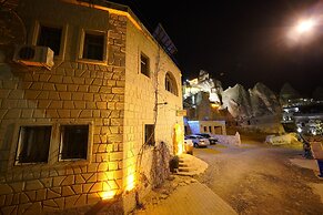Arch Palace