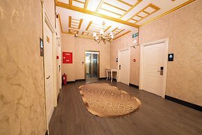 Diamond Royal Hotel