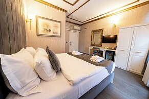 Diamond Royal Hotel