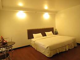 High Five Hotel