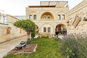Walnut House