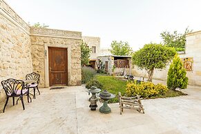 Walnut House
