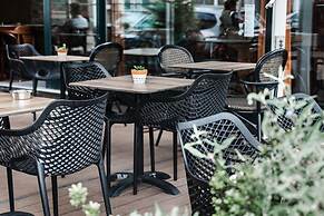 Hotel Café Restaurant Abina
