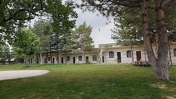 Yakut Hotel