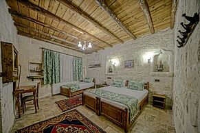 Elysée Cave House