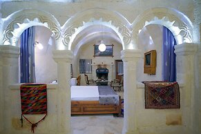 Elysée Cave House