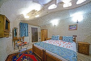 Elysée Cave House