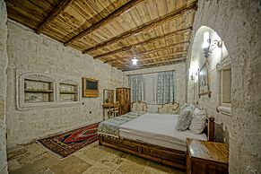 Elysée Cave House