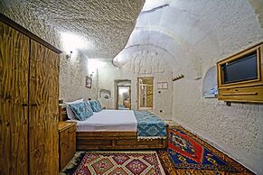 Elysée Cave House