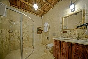 Elysée Cave House