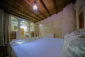 Elysée Cave House