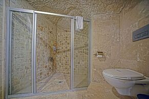 Elysée Cave House