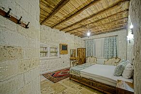 Elysée Cave House
