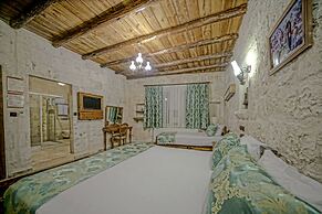 Elysée Cave House
