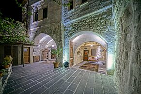 Elysée Cave House