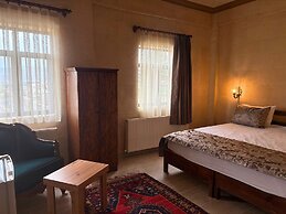 Elysée Cave House