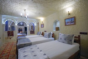 Elysée Cave House