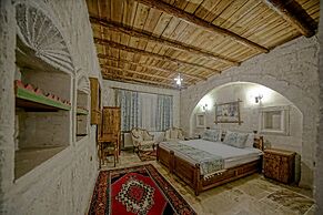 Elysée Cave House
