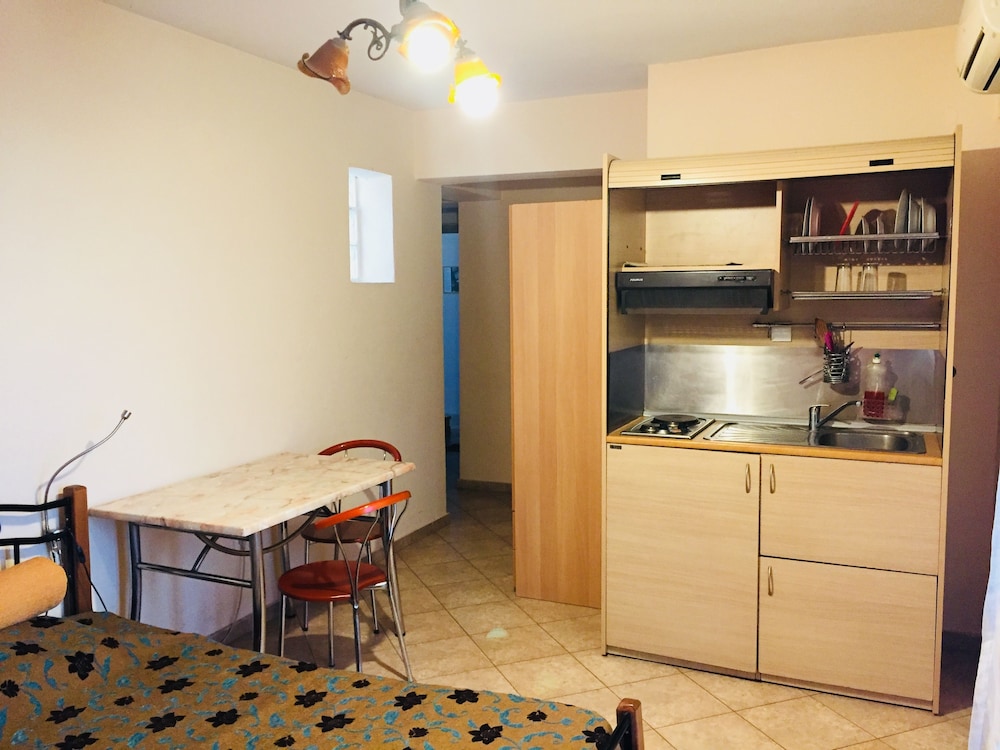 Arabas - Hostel