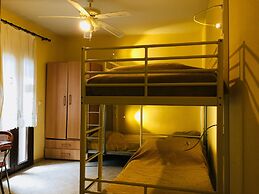 Arabas - Hostel