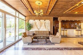 Ciner Hotel
