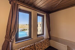 Ciner Hotel