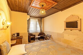 Ciner Hotel