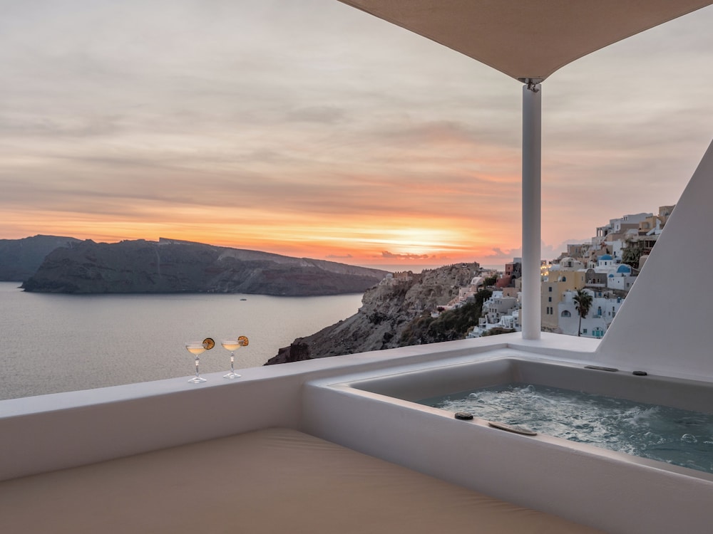 Art Maisons Aspaki Exclusive Suites