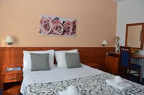 Hotel Liberty
