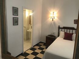 Hostal Ca's Bombu